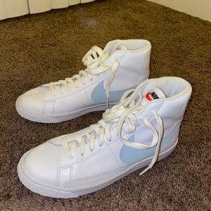 Nike Blazers Mid